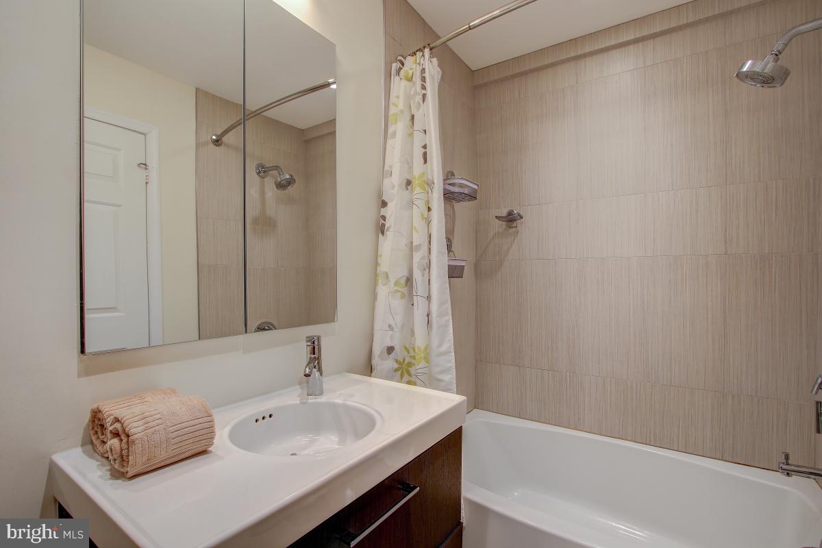 2039 Lyttonsville Road Silver Spring, MD 20910 - Photo 17 of 38