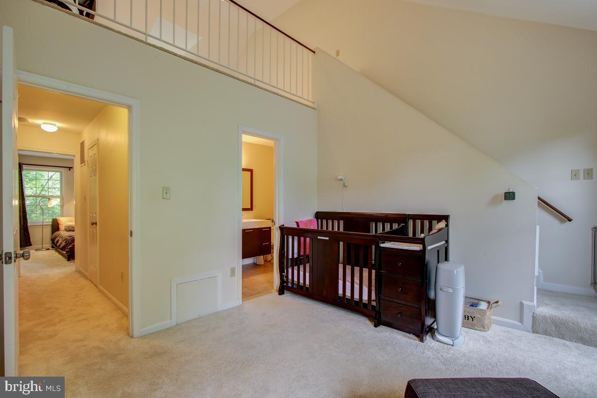 2039 Lyttonsville Road Silver Spring, MD 20910 - Photo 19 of 38