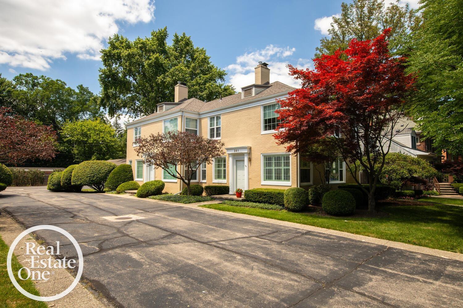 361 Neff Road Grosse Pointe, MI 48230 - Photo 1 of 21 50158037-3AA10AA2-0CB4-4572-9273-E3DFA5DE7AD4.JPG