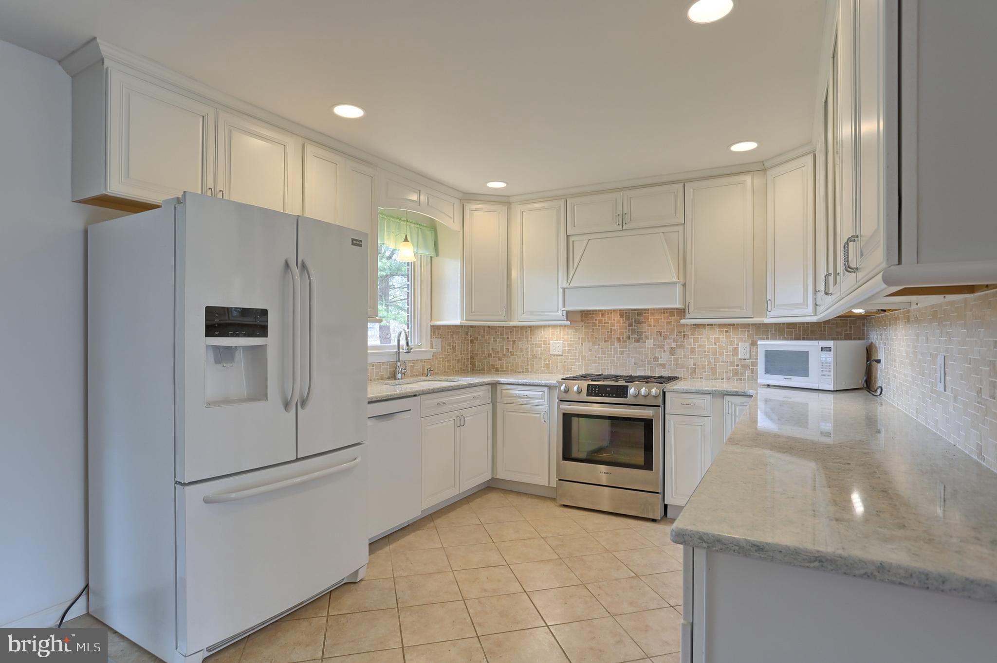 669 Cedar Road Hershey, PA 17033 - Photo 11 of 22 Gallery Image 11