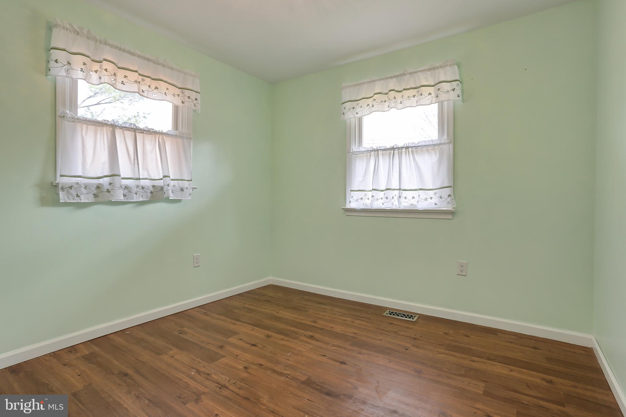 669 Cedar Road Hershey, PA 17033 - Photo 14 of 22 Gallery Image 14