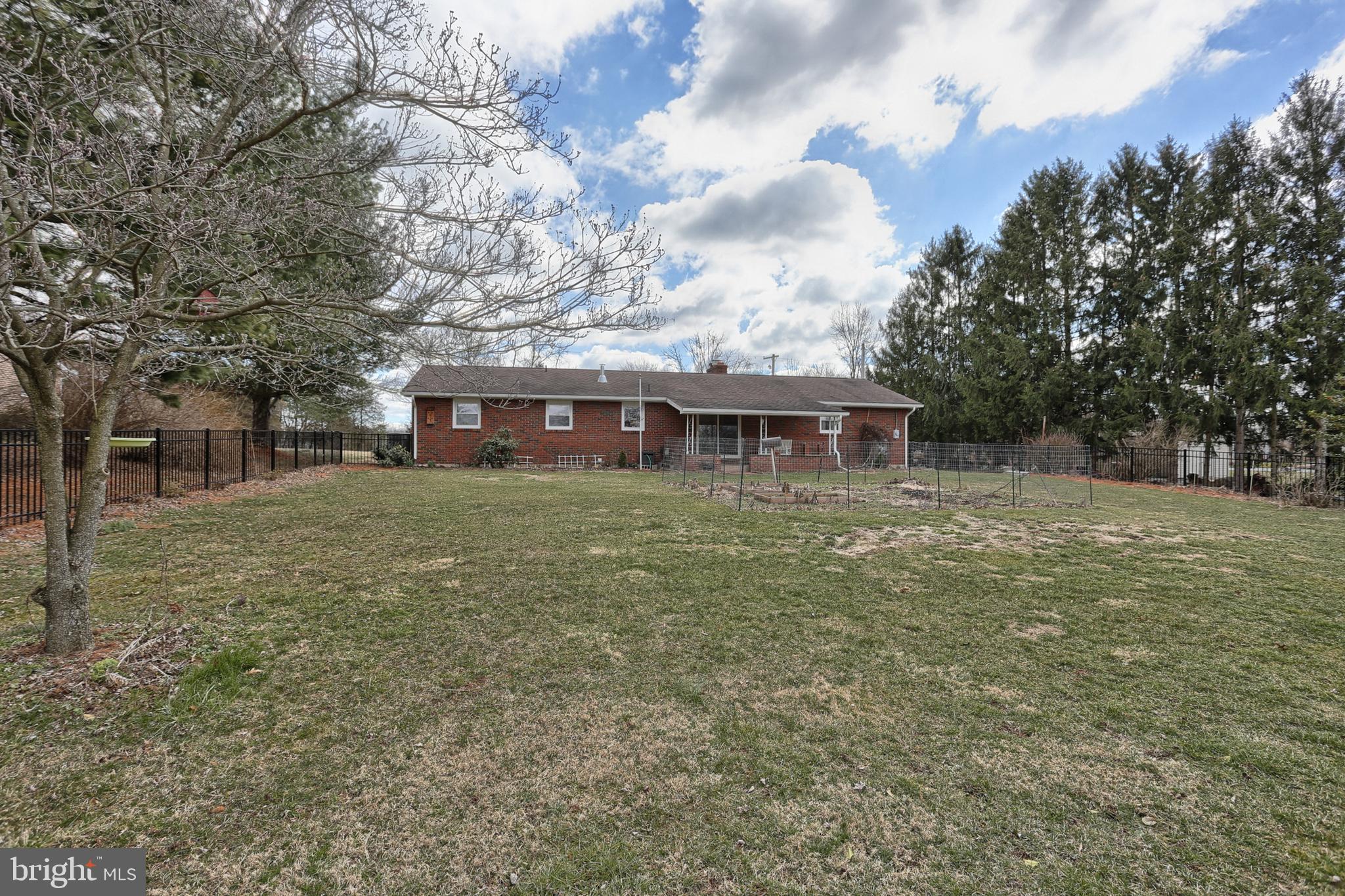669 Cedar Road Hershey, PA 17033 - Photo 22 of 22 Gallery Image 22