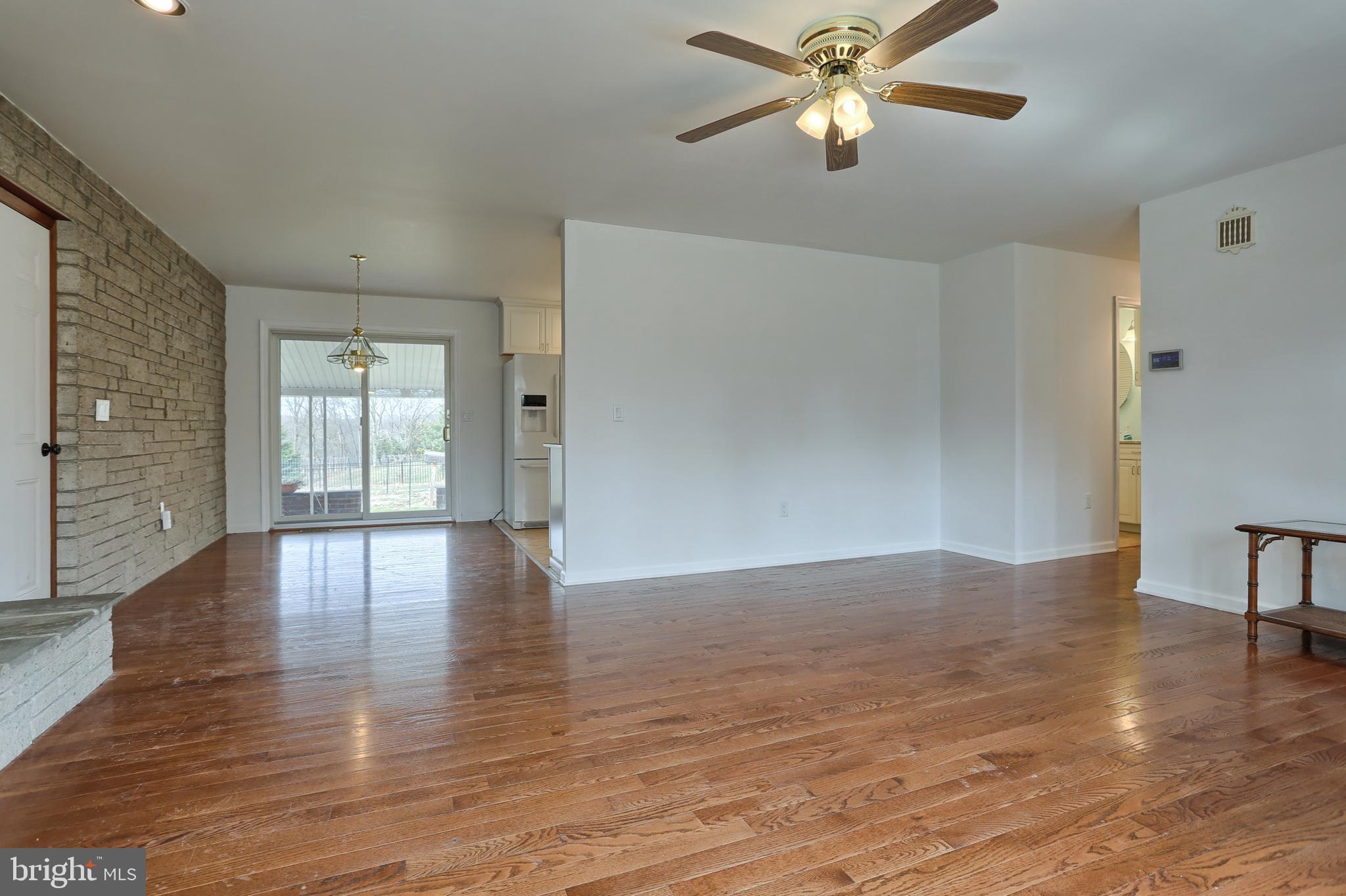 669 Cedar Road Hershey, PA 17033 - Photo 9 of 22 Gallery Image 9