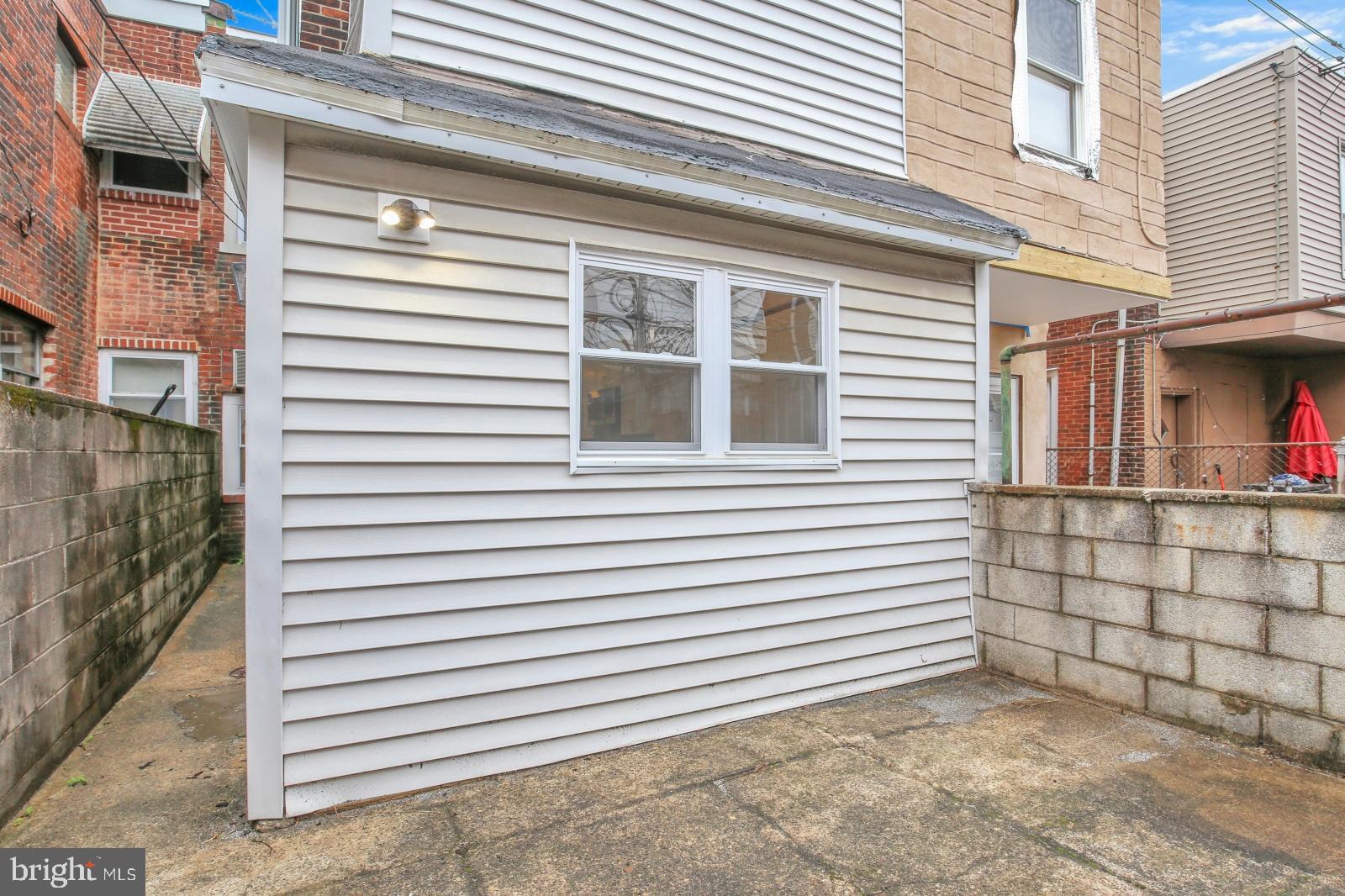1918 Durfor Street Philadelphia, PA 19145 - Photo 14 of 29