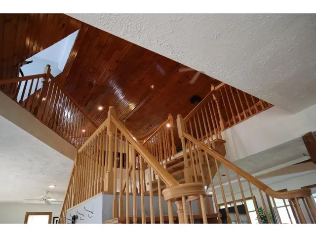 $447,000 | 11032 Fiscus Cemetery Road, Coal City, IN 47427