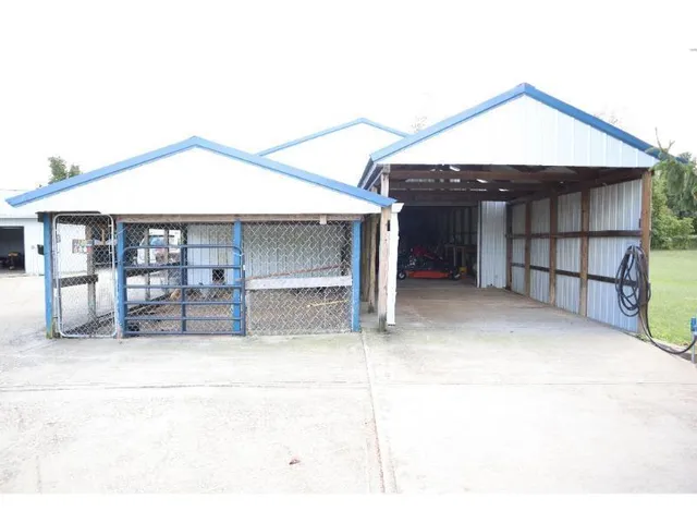 $447,000 | 11032 Fiscus Cemetery Road, Coal City, IN 47427