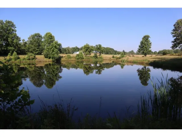 $447,000 | 11032 Fiscus Cemetery Road, Coal City, IN 47427