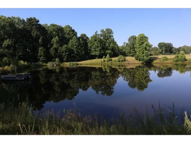 $447,000 | 11032 Fiscus Cemetery Road, Coal City, IN 47427