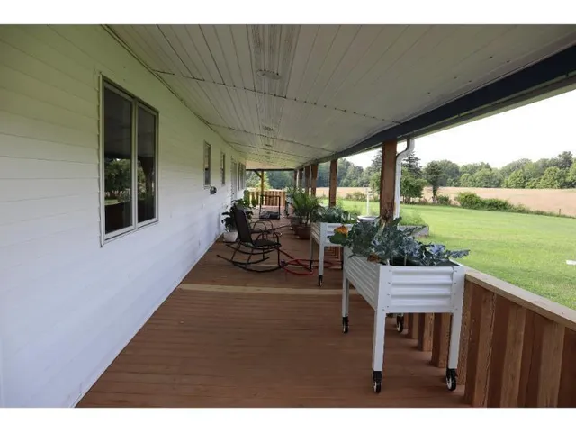 $447,000 | 11032 Fiscus Cemetery Road, Coal City, IN 47427