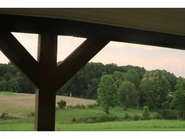 $447,000 | 11032 Fiscus Cemetery Road, Coal City, IN 47427