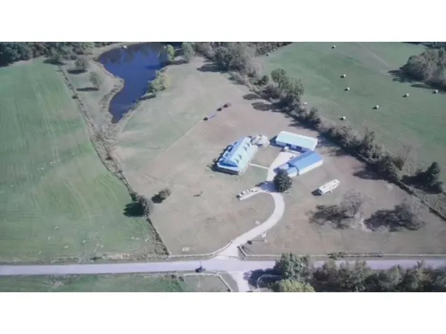 $447,000 | 11032 Fiscus Cemetery Road, Coal City, IN 47427