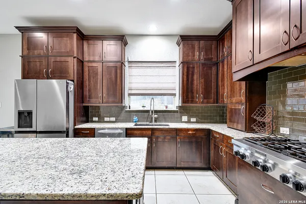 $3,995 | 17919 Via Del Arbol, San Antonio, TX 78257