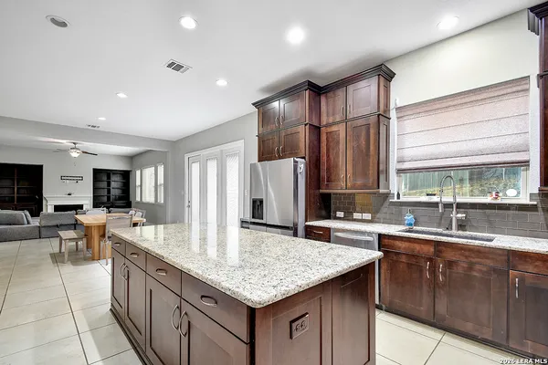 $3,995 | 17919 Via Del Arbol, San Antonio, TX 78257