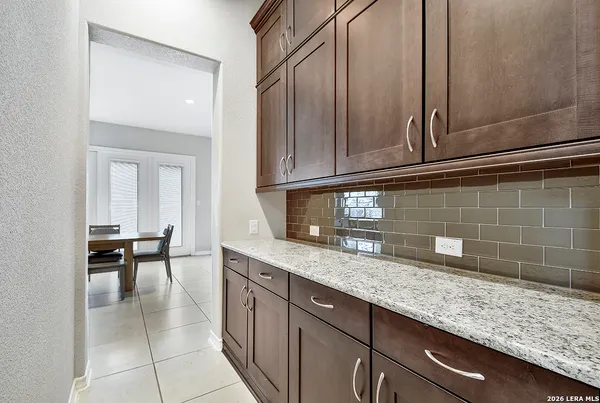 $3,995 | 17919 Via Del Arbol, San Antonio, TX 78257