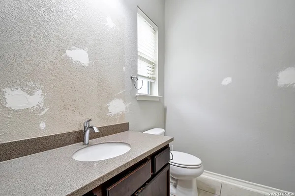 $3,995 | 17919 Via Del Arbol, San Antonio, TX 78257