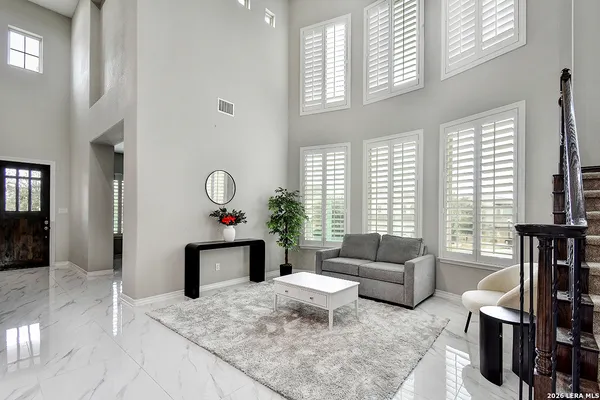 $3,995 | 17919 Via Del Arbol, San Antonio, TX 78257