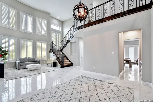 $3,995 | 17919 Via Del Arbol, San Antonio, TX 78257