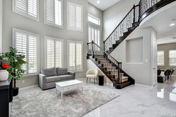 $3,995 | 17919 Via Del Arbol, San Antonio, TX 78257