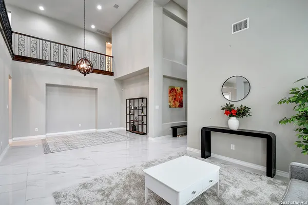 $3,995 | 17919 Via Del Arbol, San Antonio, TX 78257