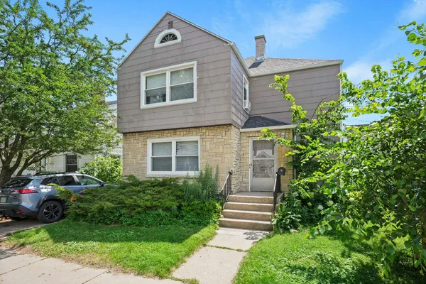 $430,000 | 2021 Carey Court, Madison, WI 53704