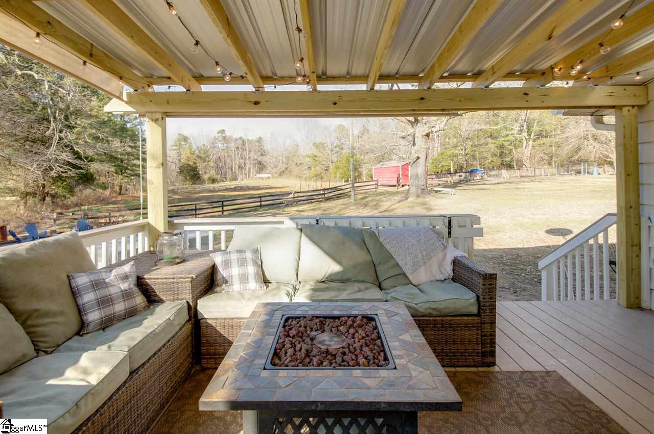 180 Motlow School Road Campobello, SC 29322 - Photo 21 of 36