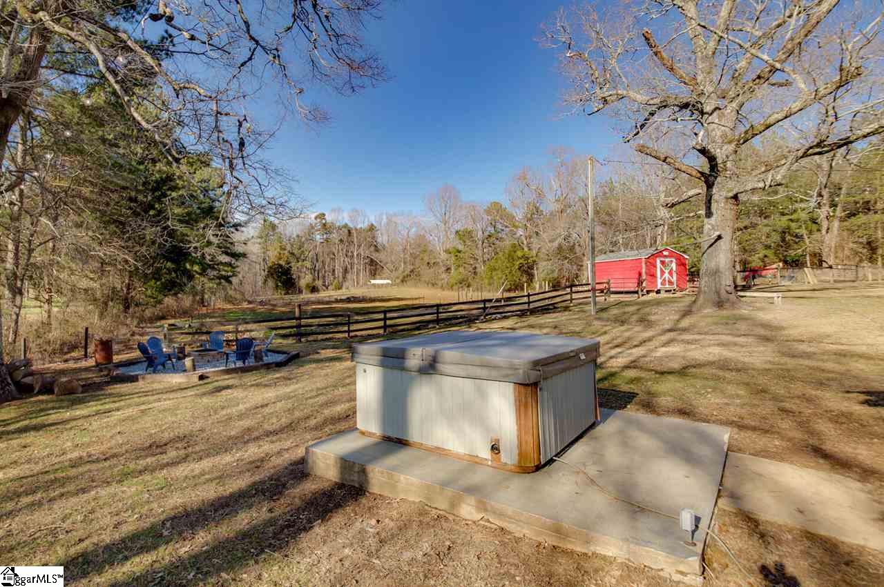 180 Motlow School Road Campobello, SC 29322 - Photo 27 of 36