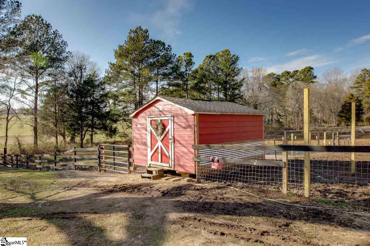 180 Motlow School Road Campobello, SC 29322 - Photo 32 of 36