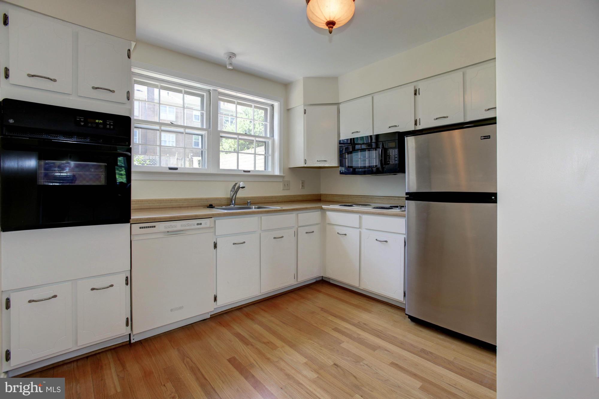 1945 Kirby Road Falls Church, VA 22043 - Photo 12 of 25 Kitchen