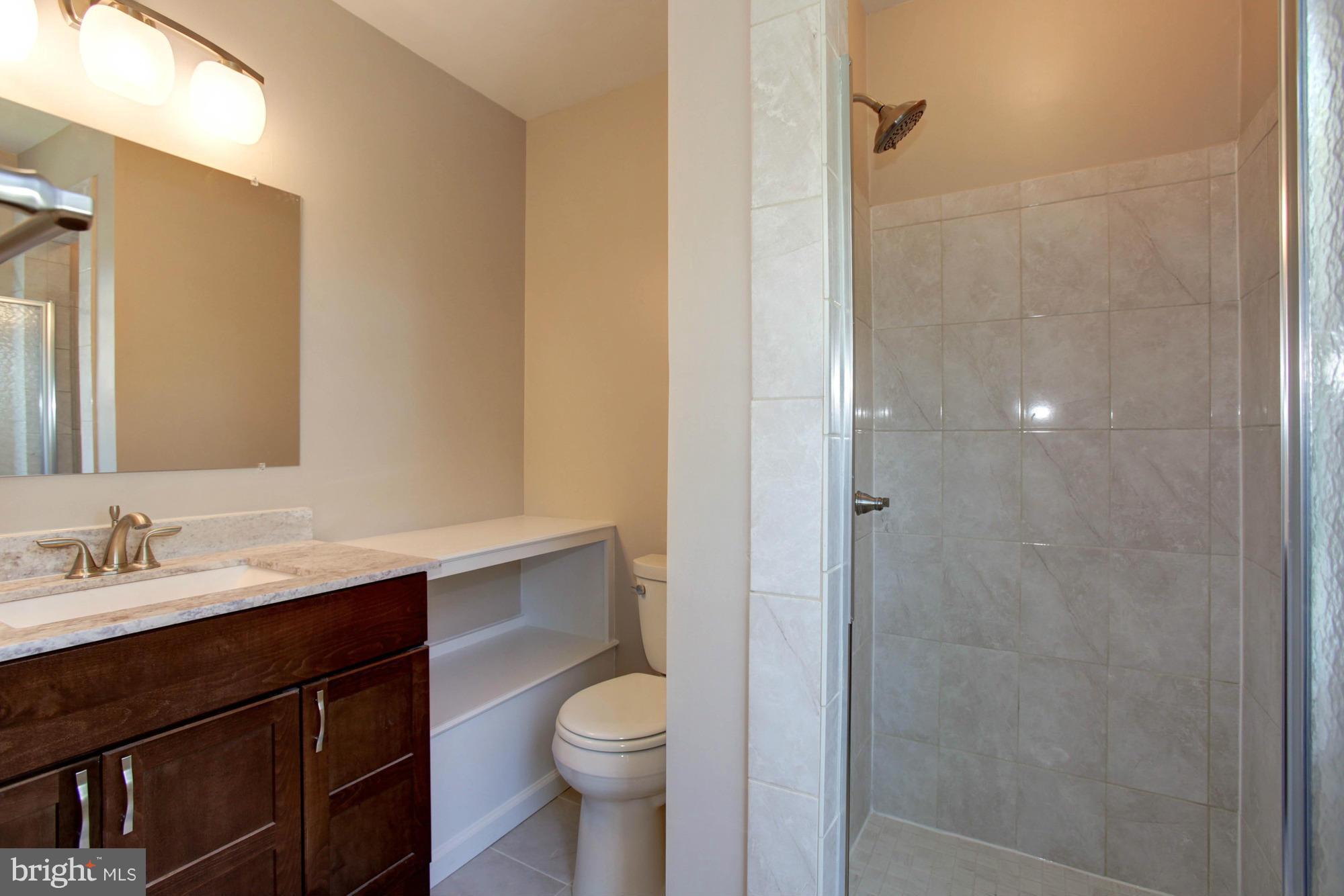 1945 Kirby Road Falls Church, VA 22043 - Photo 20 of 25 Bath (Master)