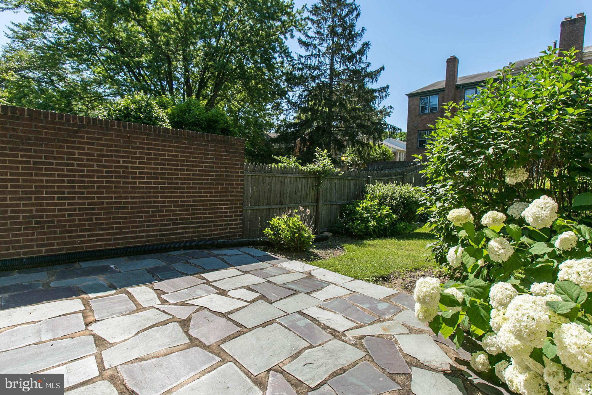 1945 Kirby Road Falls Church, VA 22043 - Photo 5 of 25 Exterior (Rear)