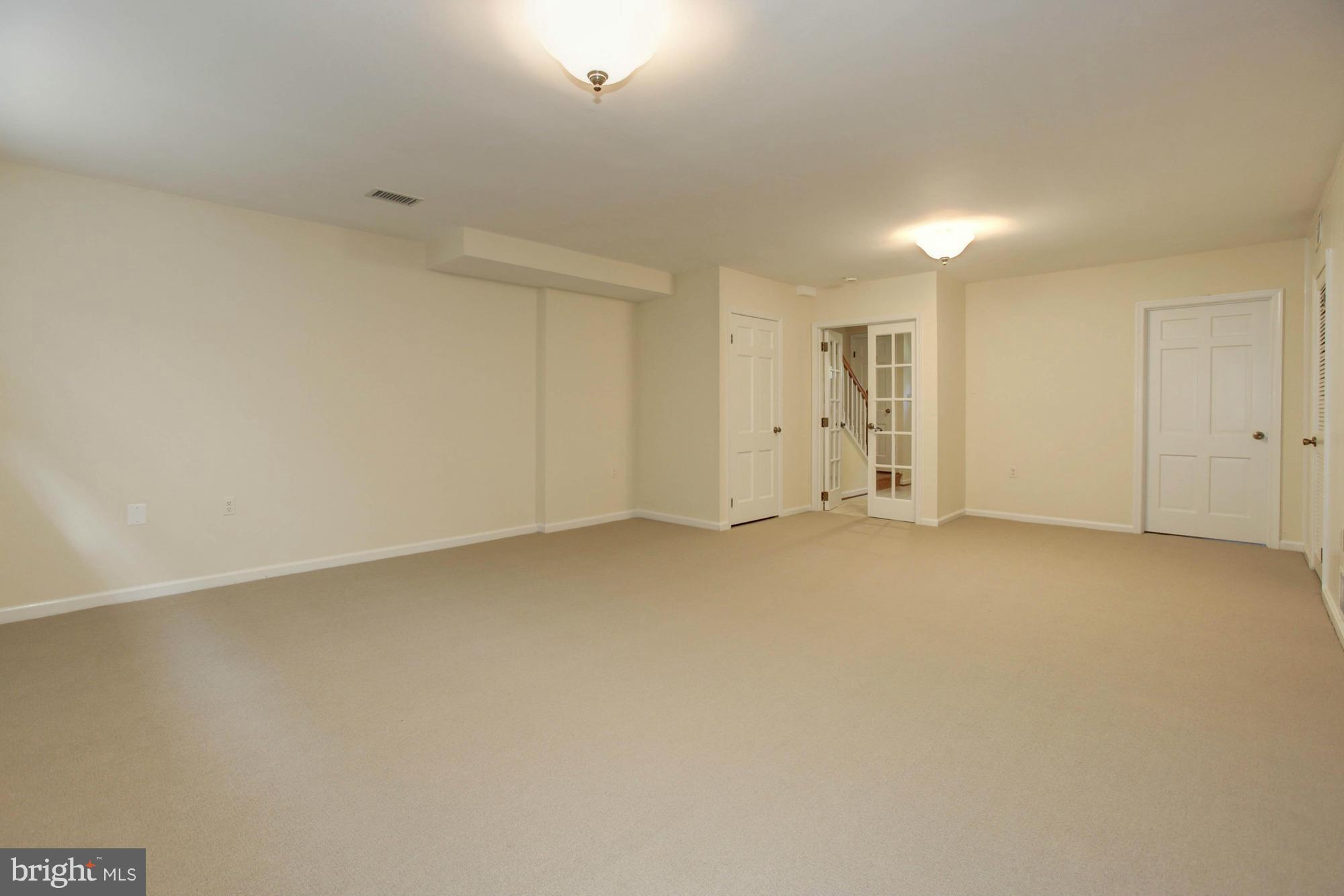 1945 Kirby Road Falls Church, VA 22043 - Photo 9 of 25 Family Room