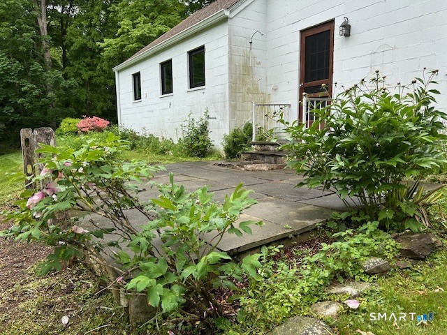 15 Old Mailcoach Road Redding, CT 06896 - Photo 33 of 36