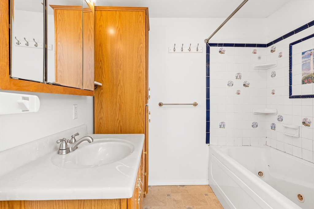 30 Cottage Street Orange, MA 01364 - Photo 14 of 37