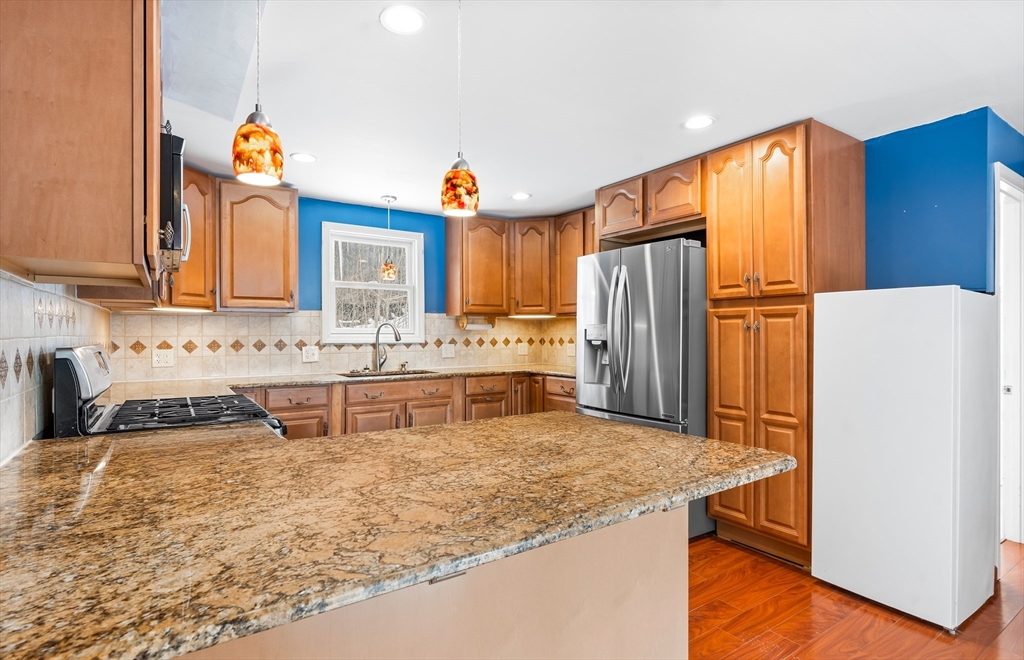 30 Cottage Street Orange, MA 01364 - Photo 3 of 37