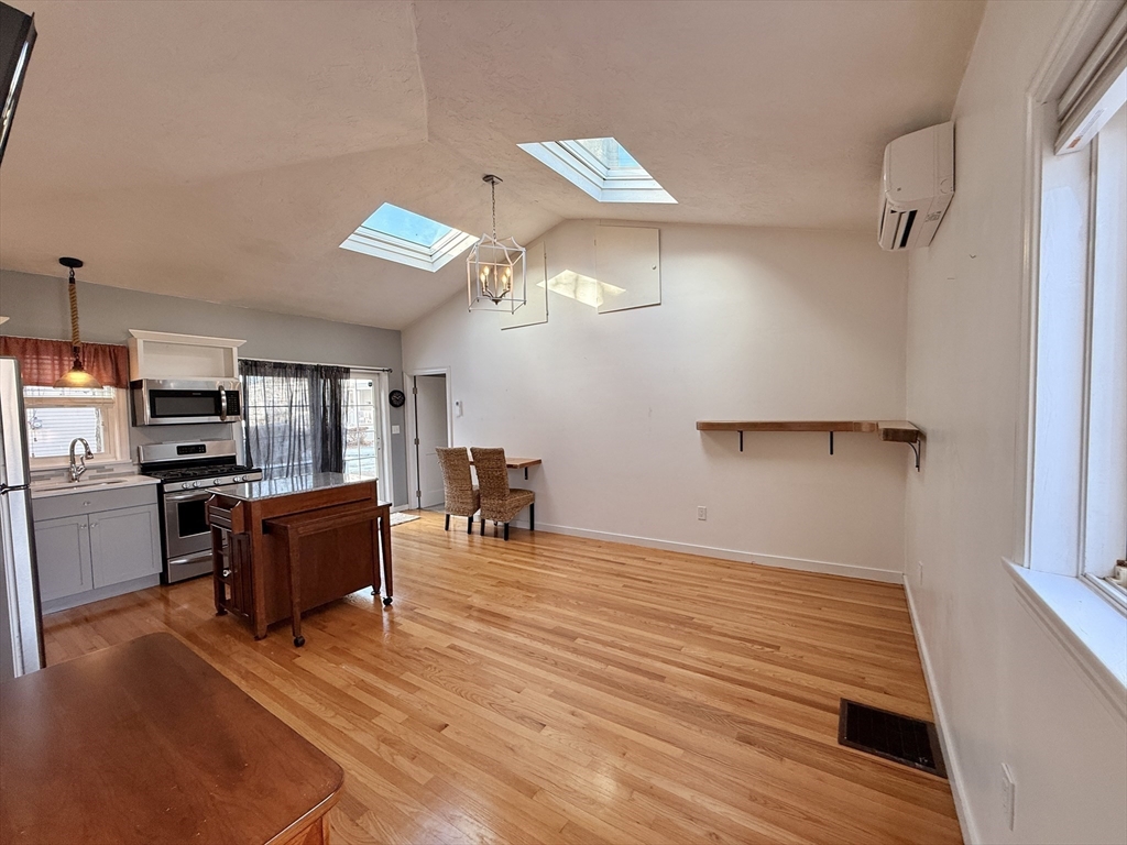 22 Sherman Avenue Nahant, MA 01908 - Photo 5 of 25