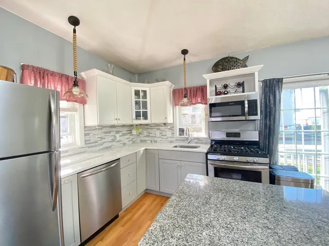 $2,350 | 22 Sherman Avenue, Nahant, MA 01908