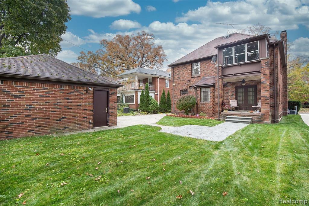 19530 Stratford Road Detroit, MI 48221 - Photo 39 of 39