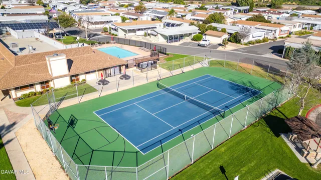 $320,000 | 15750 Arroyo Drive, Moorpark, CA 93021