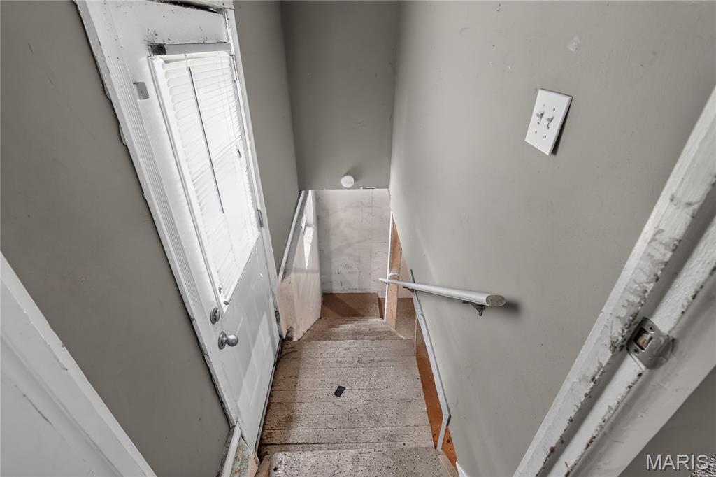 10829 Glen Garry Road St. Louis, MO 63137 - Photo 16 of 23