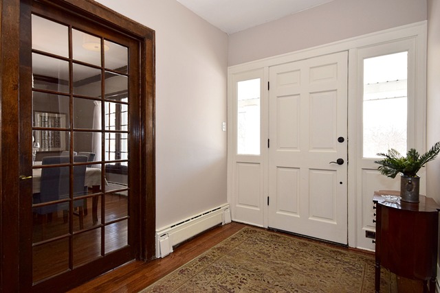 180 Fairbank Road Riverside, IL 60546 - Photo 5 of 25 a view of an entryway with wooden floor
