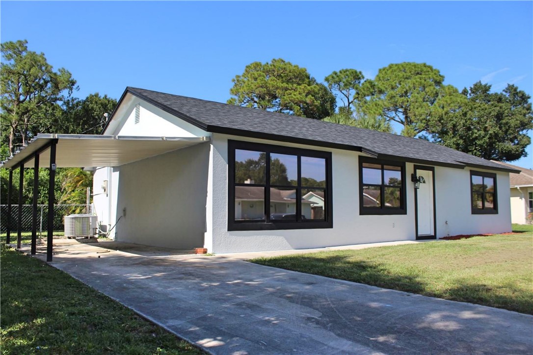 8506 Pensacola Road Fort Pierce, FL 34951 - Photo 18 of 27 Gallery Image 18