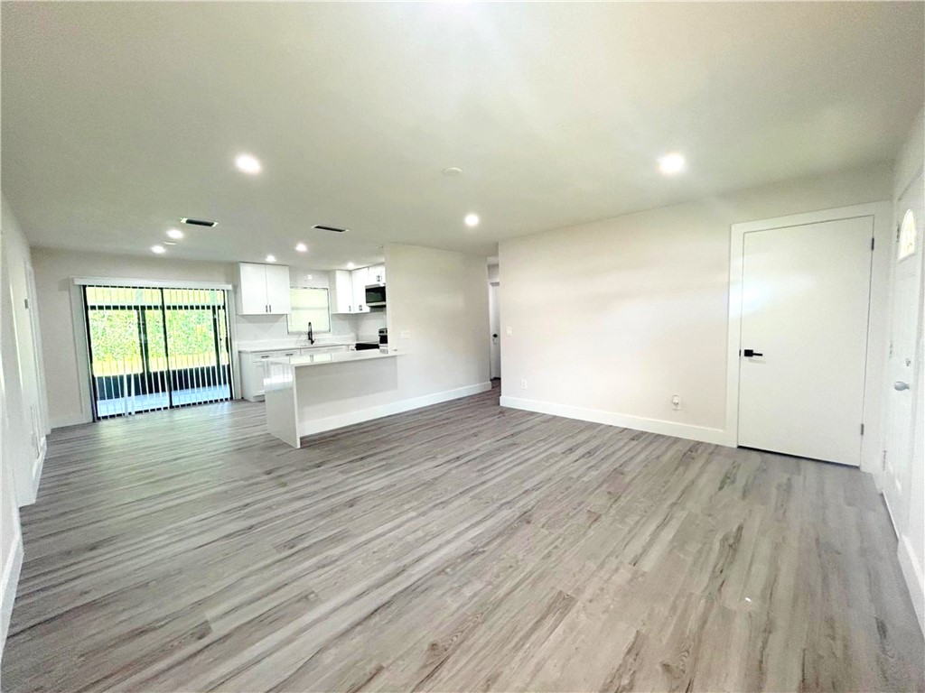 8506 Pensacola Road Fort Pierce, FL 34951 - Photo 10 of 27 Gallery Image 10