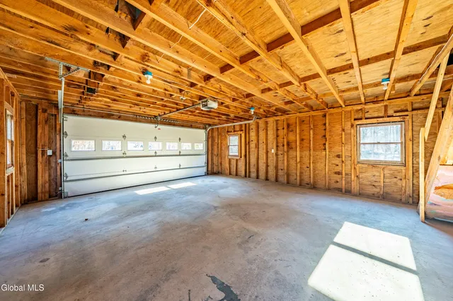 $299,900 | 209 Circle Drive, Cairo, NY 12413