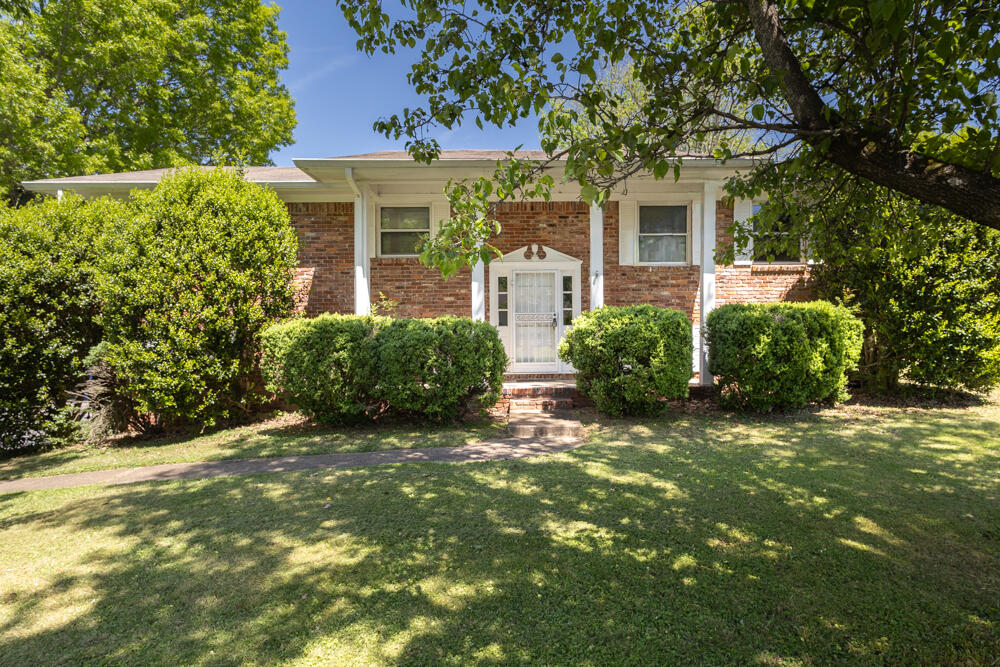 609 Spring Valley Lane Chattanooga, TN 37415 - Photo 1 of 55 609springvalley-1