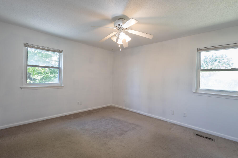 609 Spring Valley Lane Chattanooga, TN 37415 - Photo 27 of 55 609springvalley-37