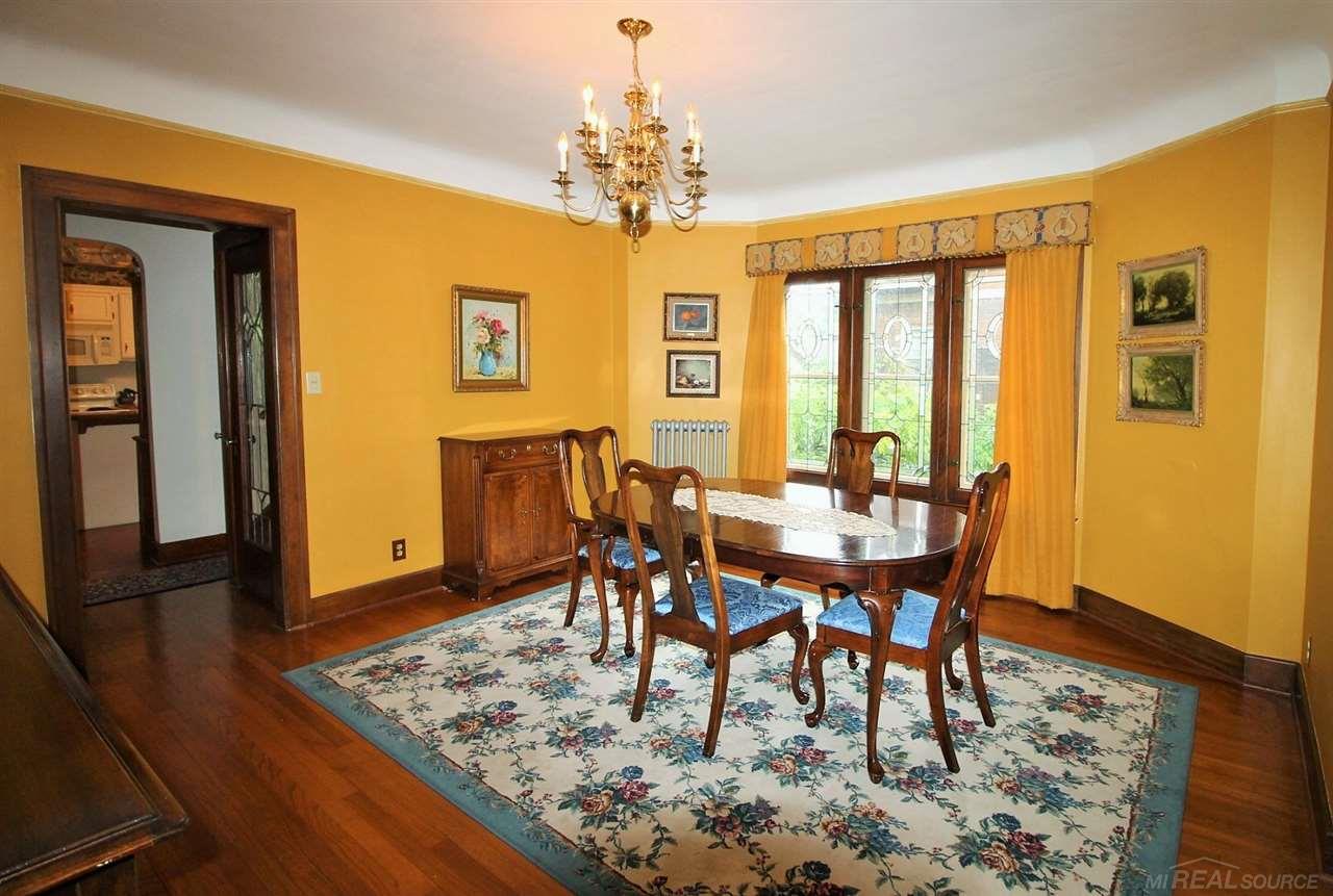 867 Barrington Road Grosse Pointe Park, MI 48230 - Photo 15 of 53