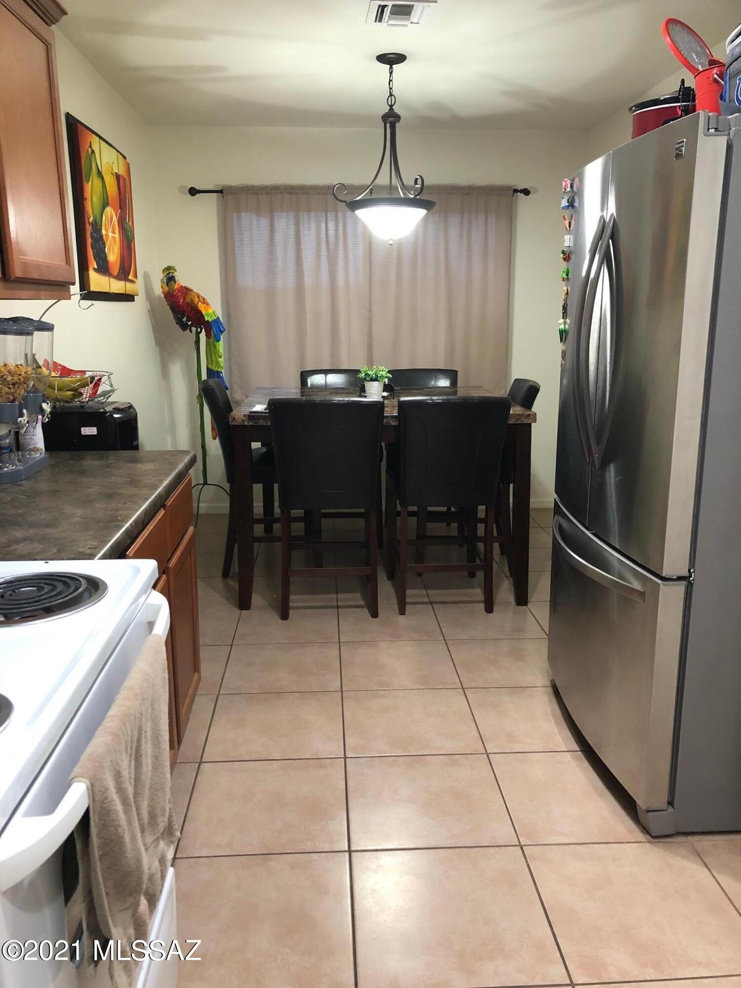 373 B Sunny Lane Rio Rico, AZ 85648 - Photo 3 of 10