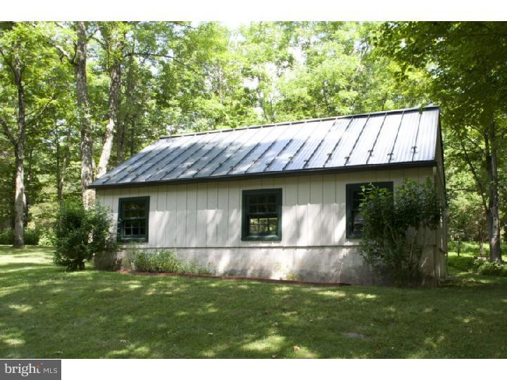 178 Cafferty Road Pipersville, PA 18947 - Photo 5 of 23 Garage