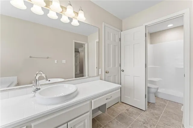 $434,900 | 1010 Southwest Cross Creek Drive, Grain Valley, MO 64029