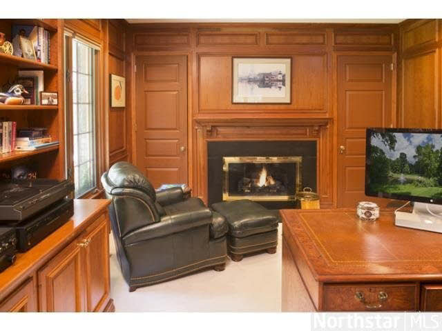 19900 Manor Road Deephaven, MN 55331 - Photo 10 of 18